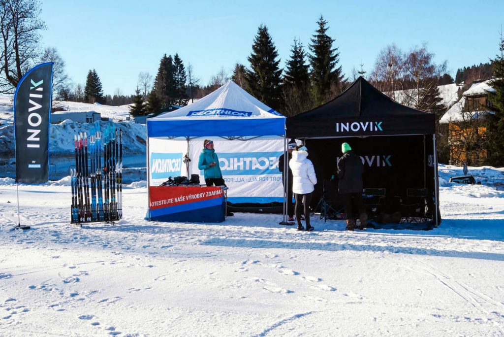 Nůžkové párty stany 3x3 s potiskem Decathlon a Inovik